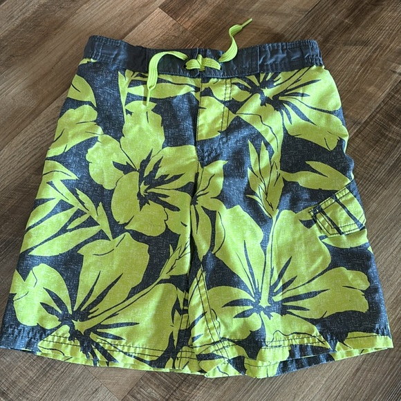 Bundle boys swim trunks - Picture 2 of 7